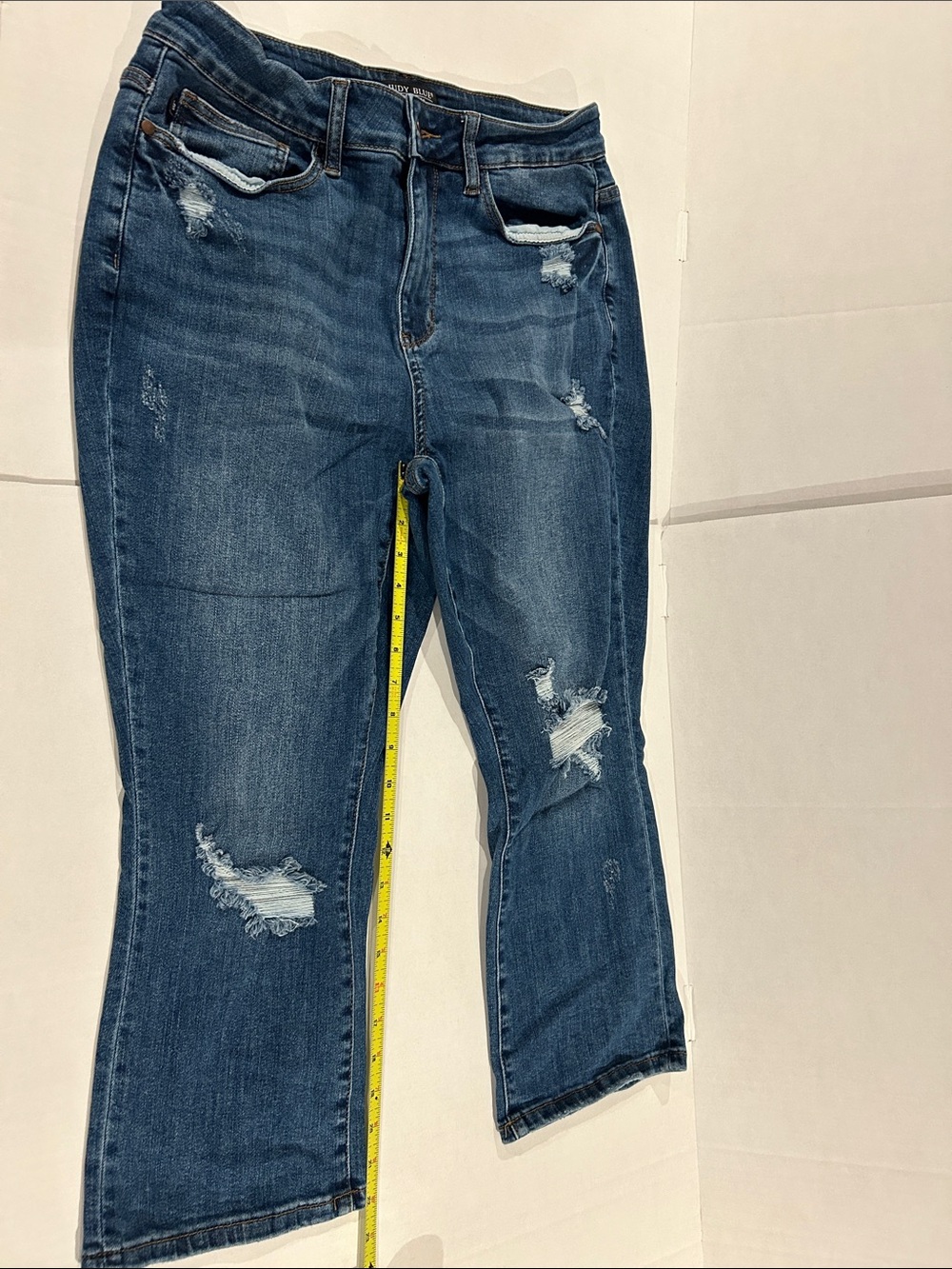 Judy Blue size 14W cropped jeans